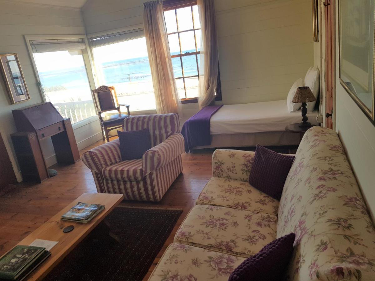 Bedrock Lodge Port Nolloth Buitenkant foto