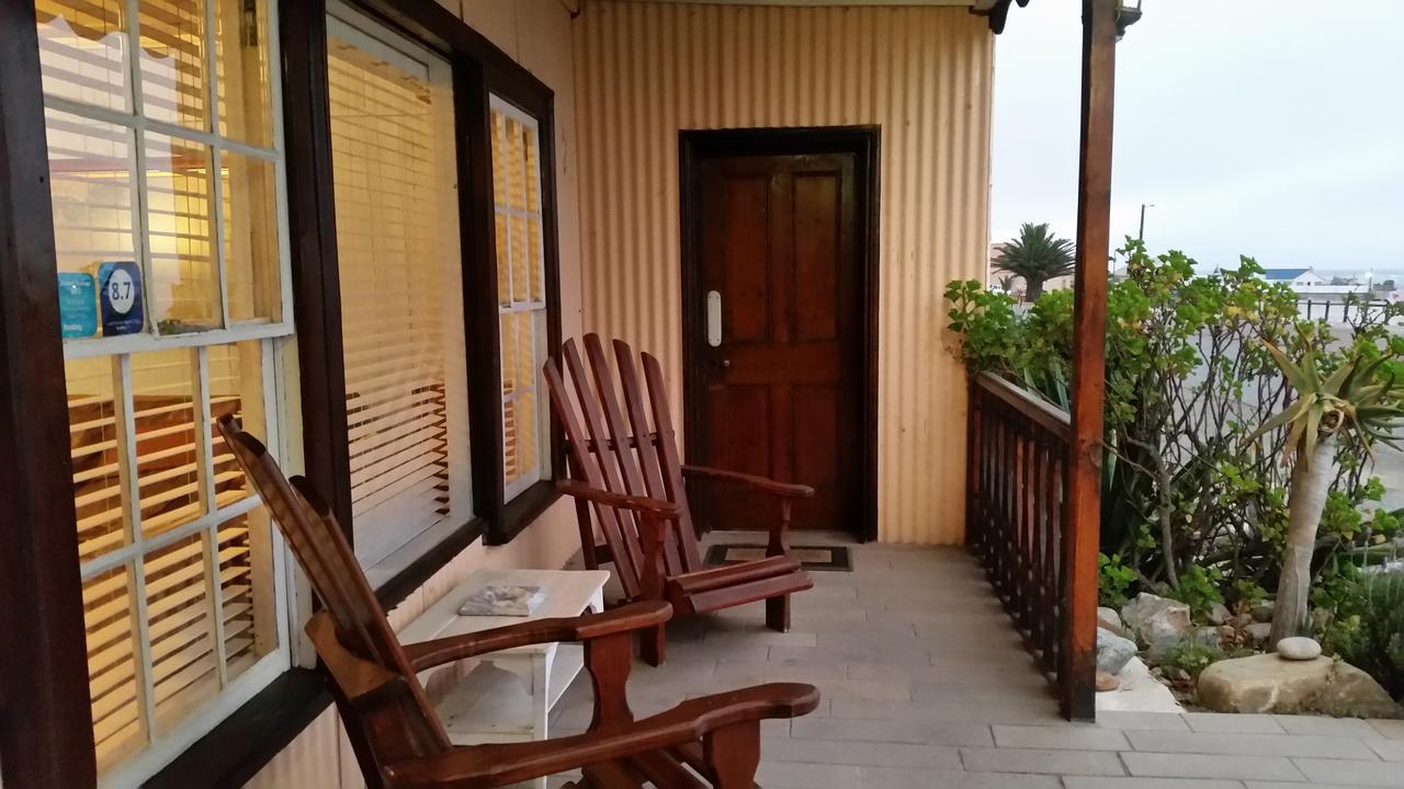 Bedrock Lodge Port Nolloth Buitenkant foto